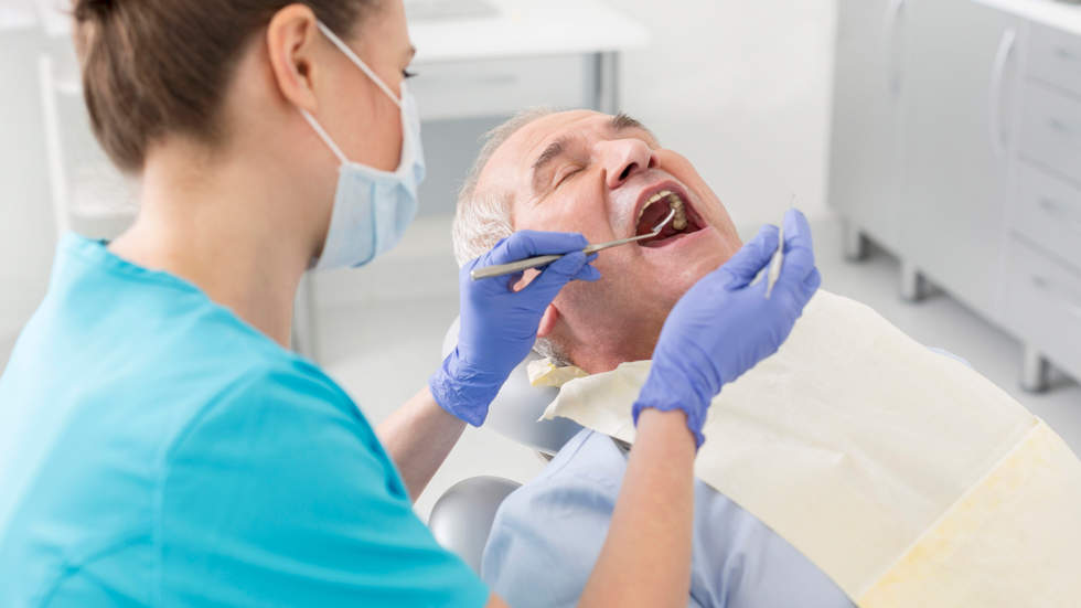 5 things you should know about dental coverage and Medicare | Home ...